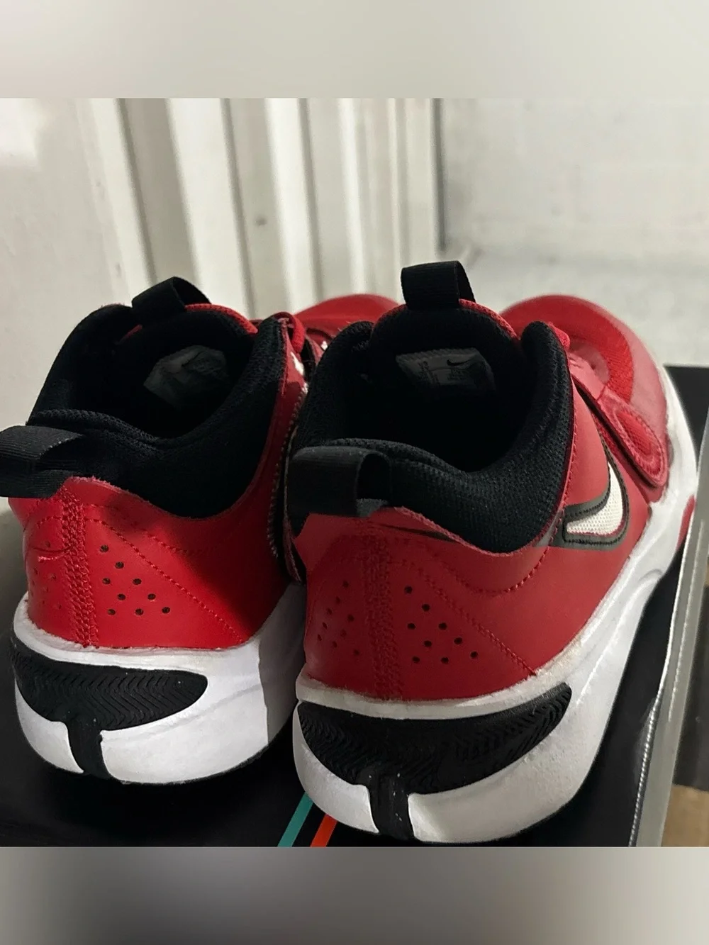 Boys Nike Hustle D11 University Red